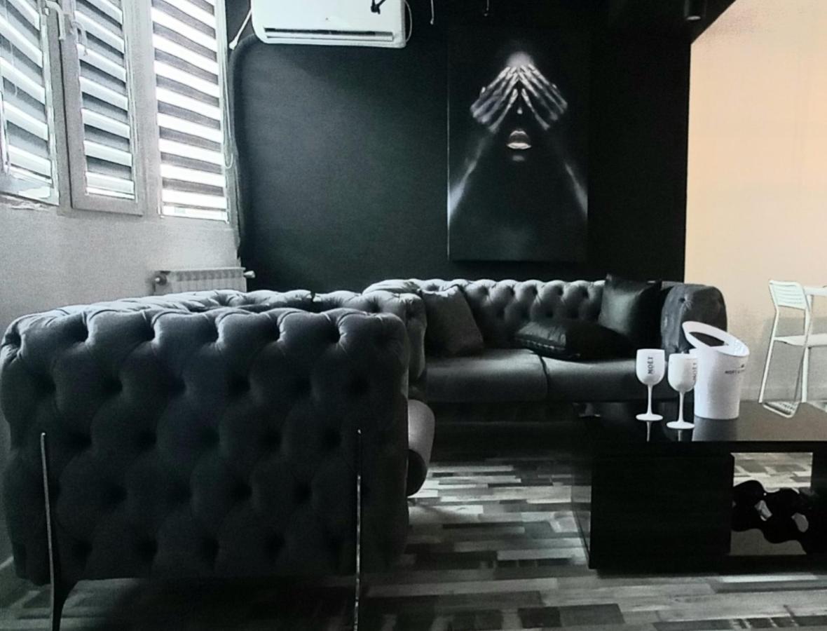 Naumovski Apartments Скопие Екстериор снимка